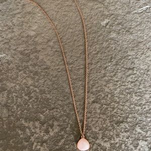 LIGHT PINK NECKLACE